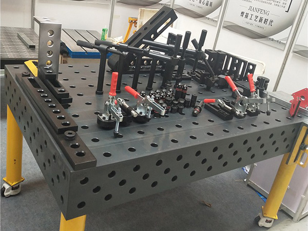 三维柔性焊接平台在制造业中的应用