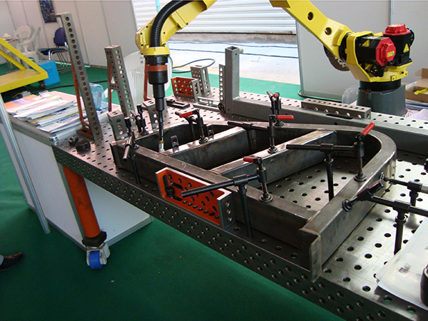 机器人三维柔性焊接平台