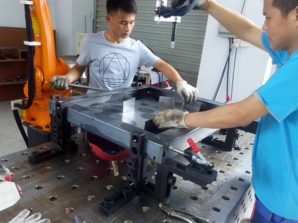 机器人焊接工装